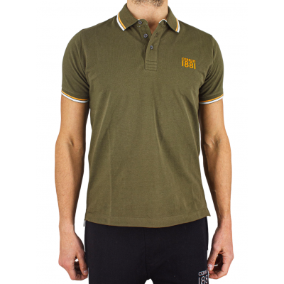 The man polo CERRUTI 1881 Guido combines 100% cotton, contrast finishes and embroidered logo for a modern chic casual look. One