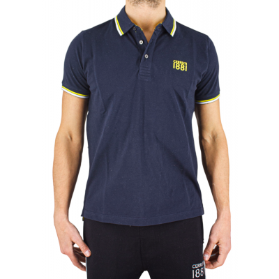 The man polo CERRUTI 1881 Guido combines 100% cotton, contrast finishes and embroidered logo for a modern chic casual look. One