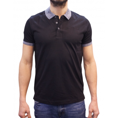Cuello de espolón gris de manga corta