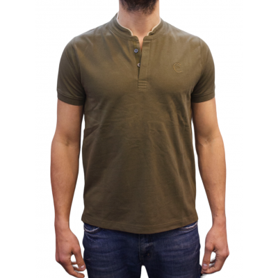 Mann Polo CERRUTI 1881 Firenza 100% Baumwolle mit Mao-Kragen, kurzen Ärmeln und diskretem Logo. Ein elegantes Modell, das in vie
