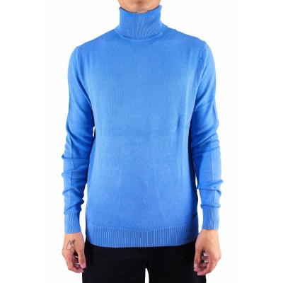 Suéter de UNI Turtleneck