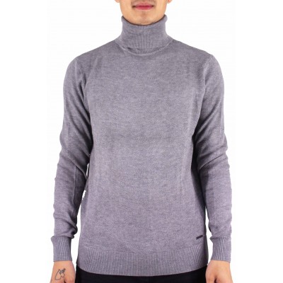 Pull col roulé uni