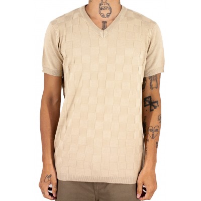 Camiseta de manga corta en v cuello